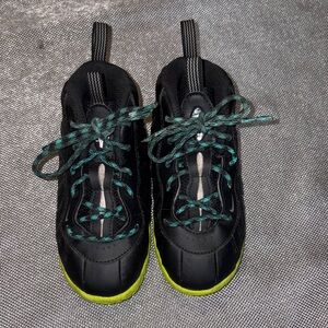 Nike Little Posite One Emerging Powers size 9c